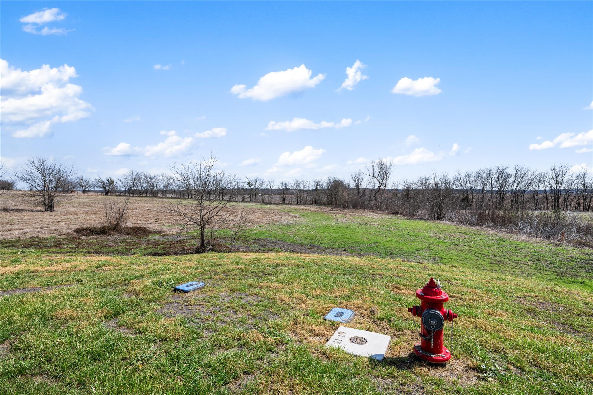 2558 E Fm 487 Property Photo 18