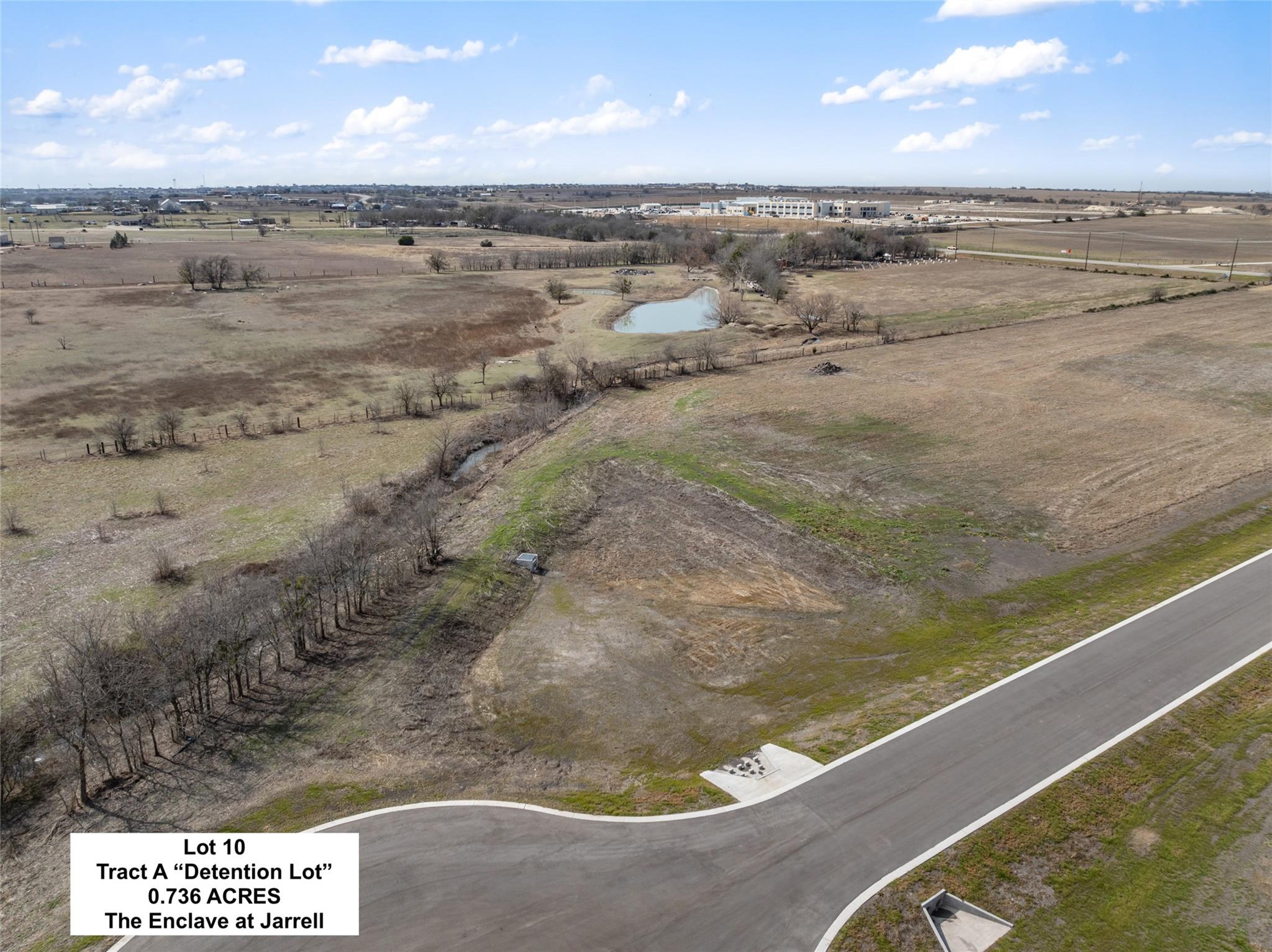 2558 E Fm 487 Property Photo 26