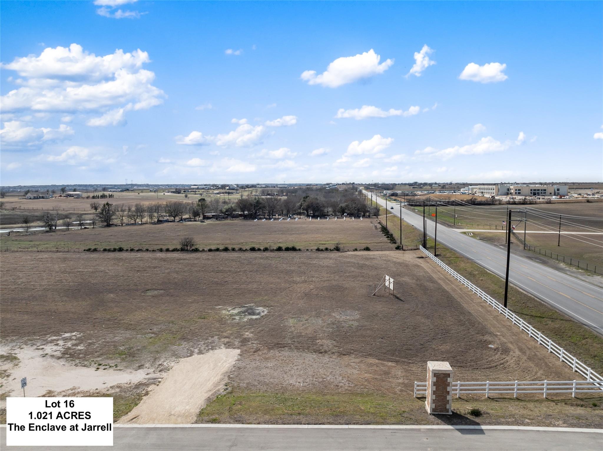 2558 E Fm 487 Property Photo 27