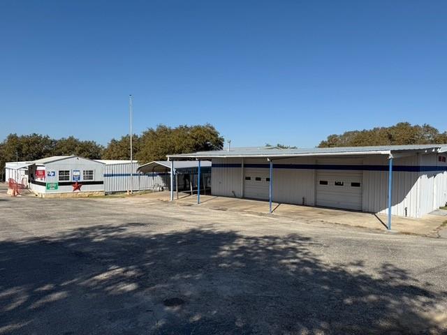 804 Bee Creek Rd Property Photo 1