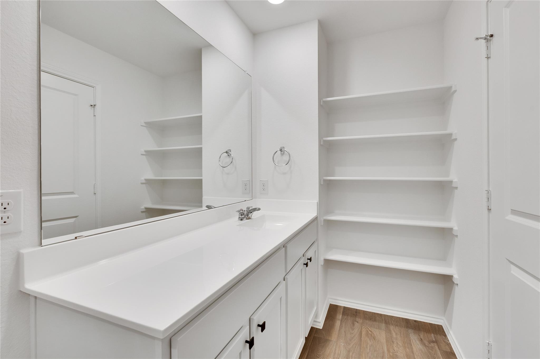 304 Azua Path Property Photo 14