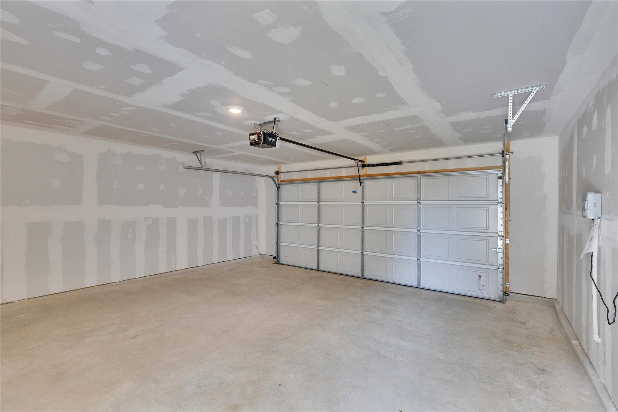 304 Azua Path Property Photo 28