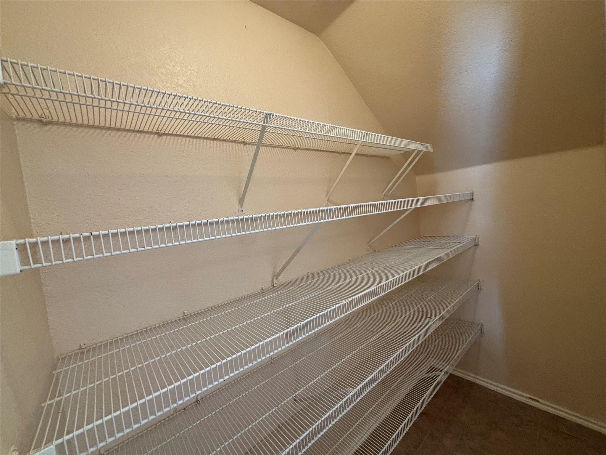 12840 Saint Mary Dr Property Photo 7