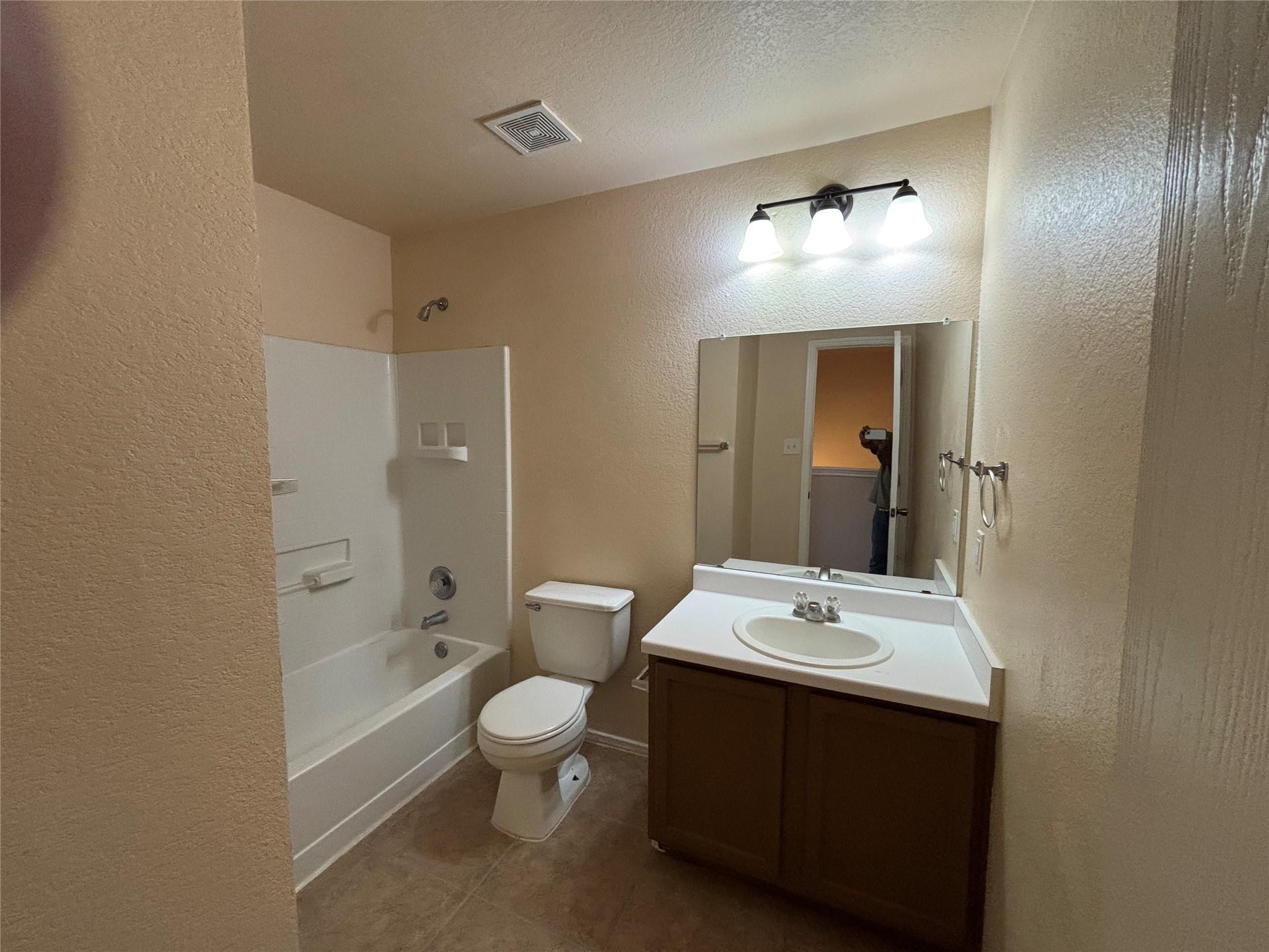 12840 Saint Mary Dr Property Photo 27