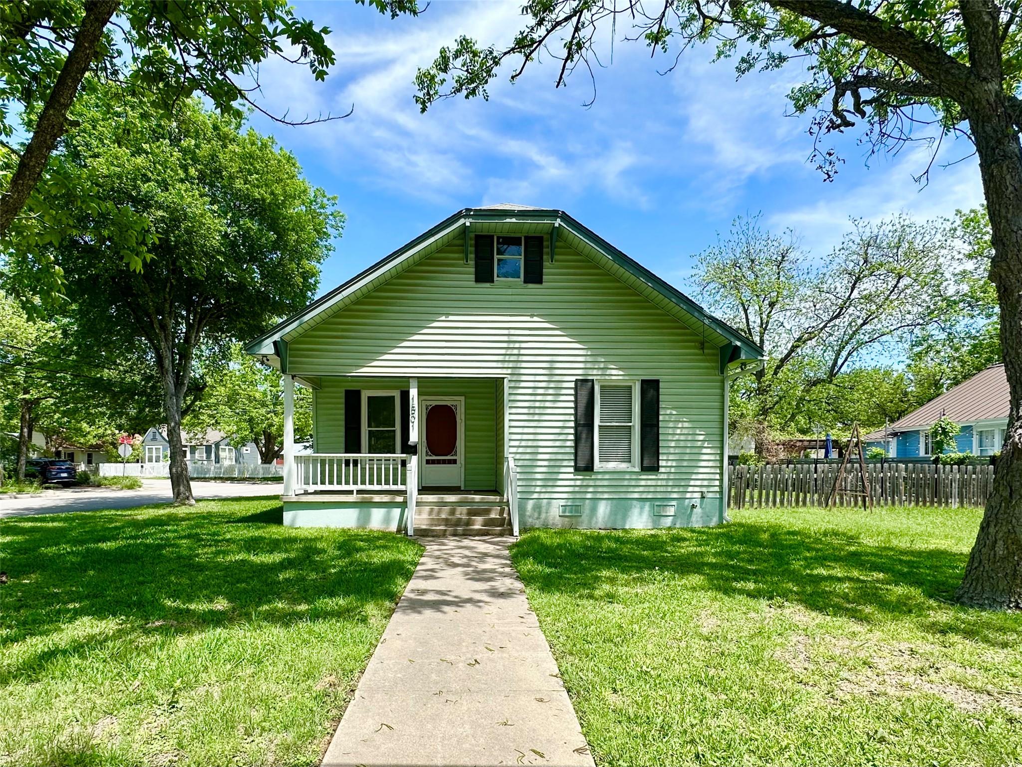 1501 S Church St #a Property Photo 10