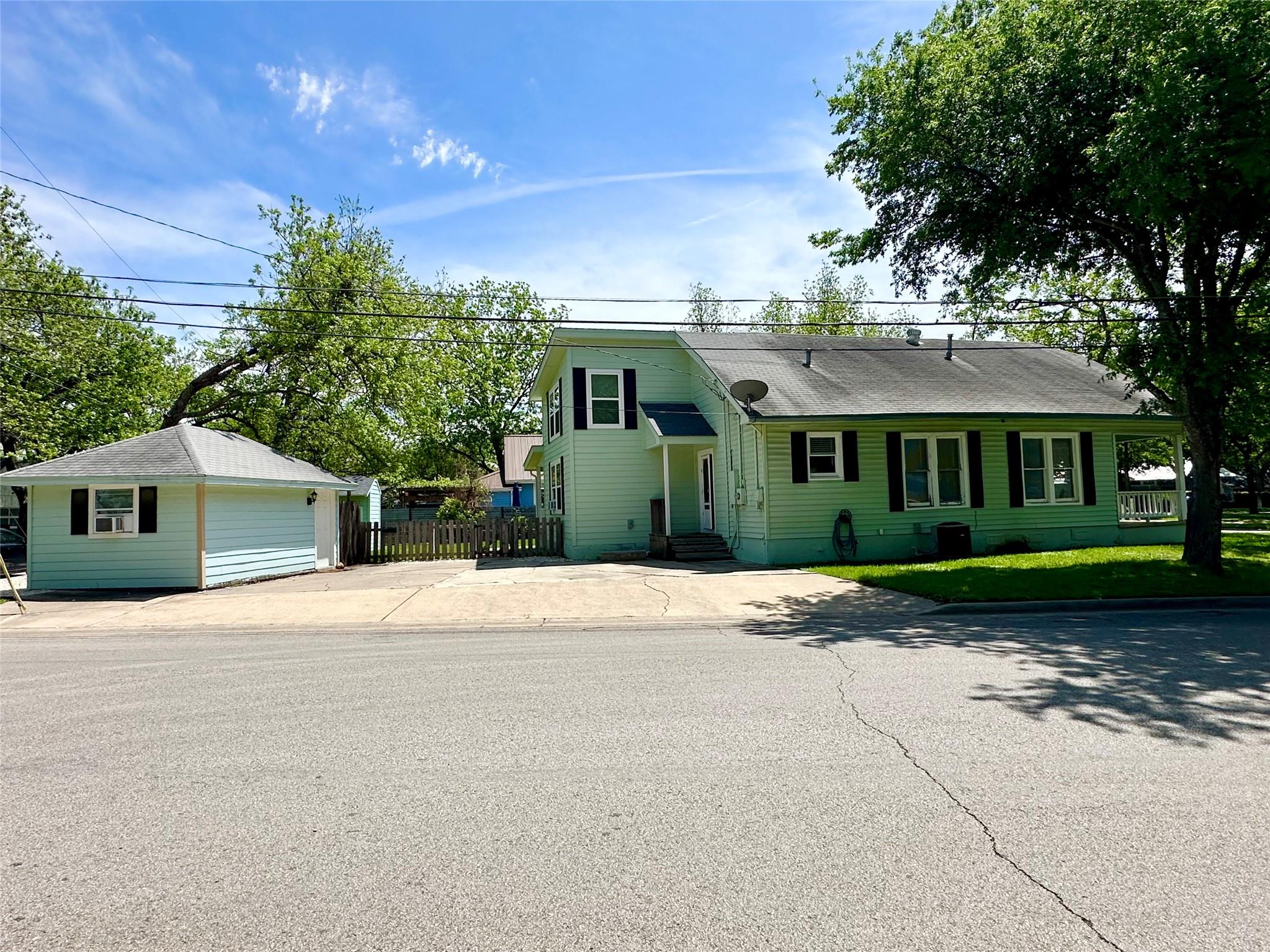 1501 S Church St #a Property Photo 27