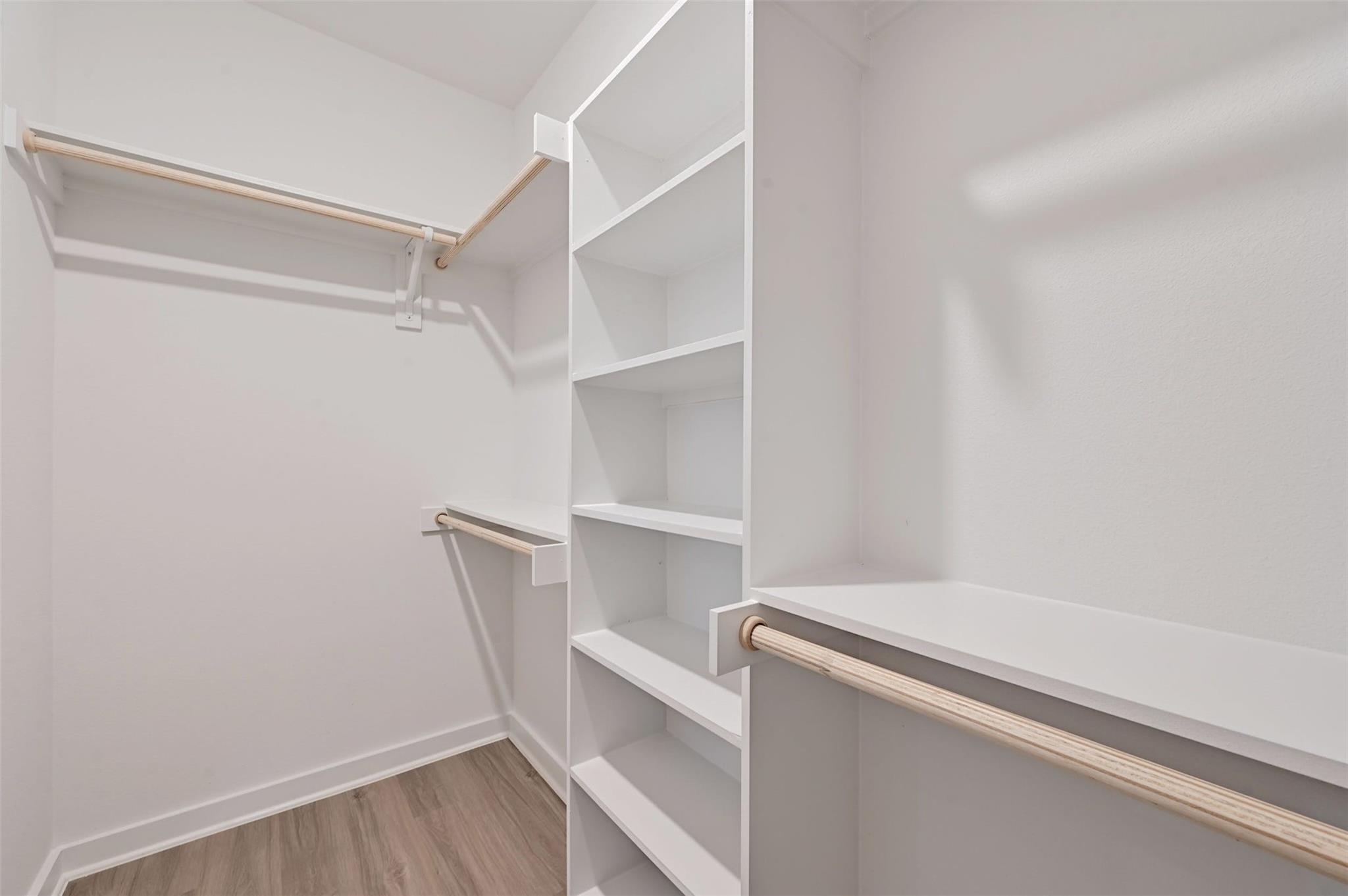 100 W Mockingbird Ln #301 Property Photo 15