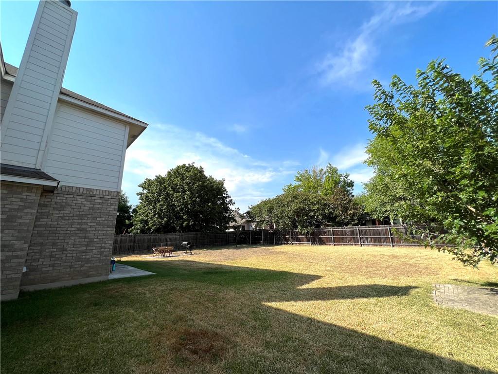 802 Stevenage Dr Property Photo 27