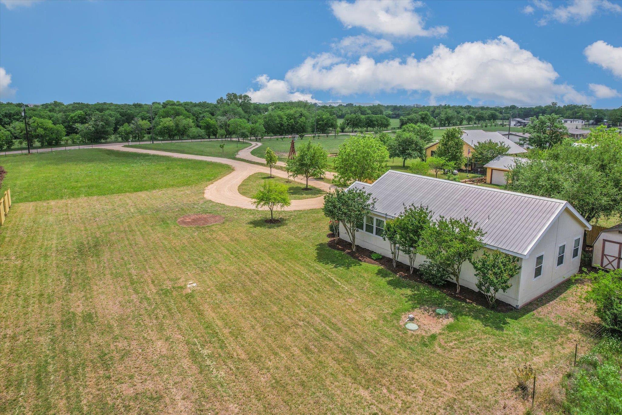 182 Lazy River Ln Property Photo 19