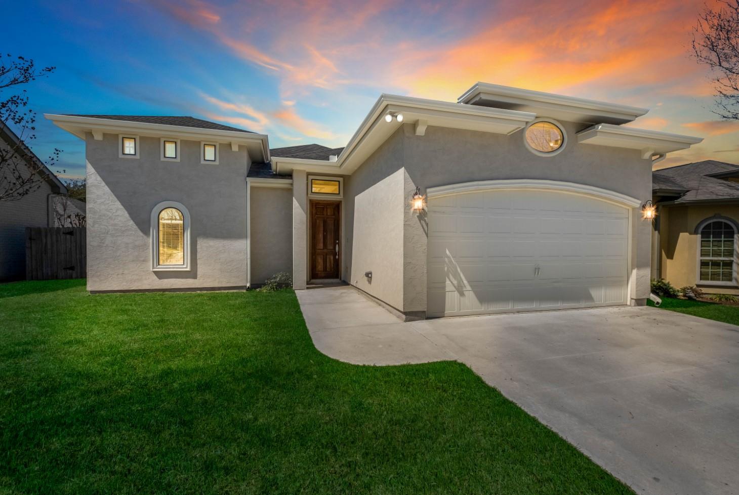 628 Westberg Property Photo