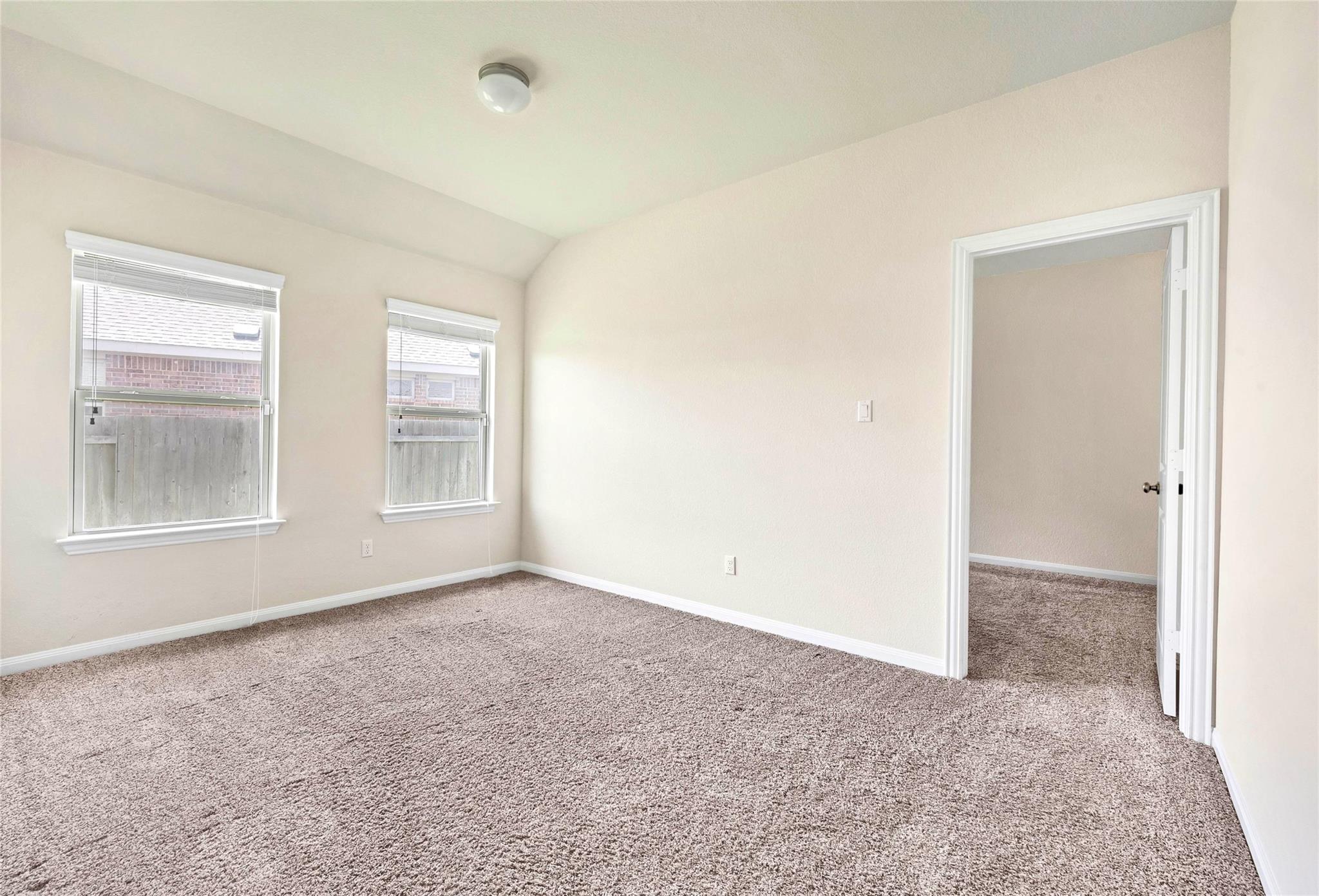 1005 Fountain Grass Way Property Photo 21
