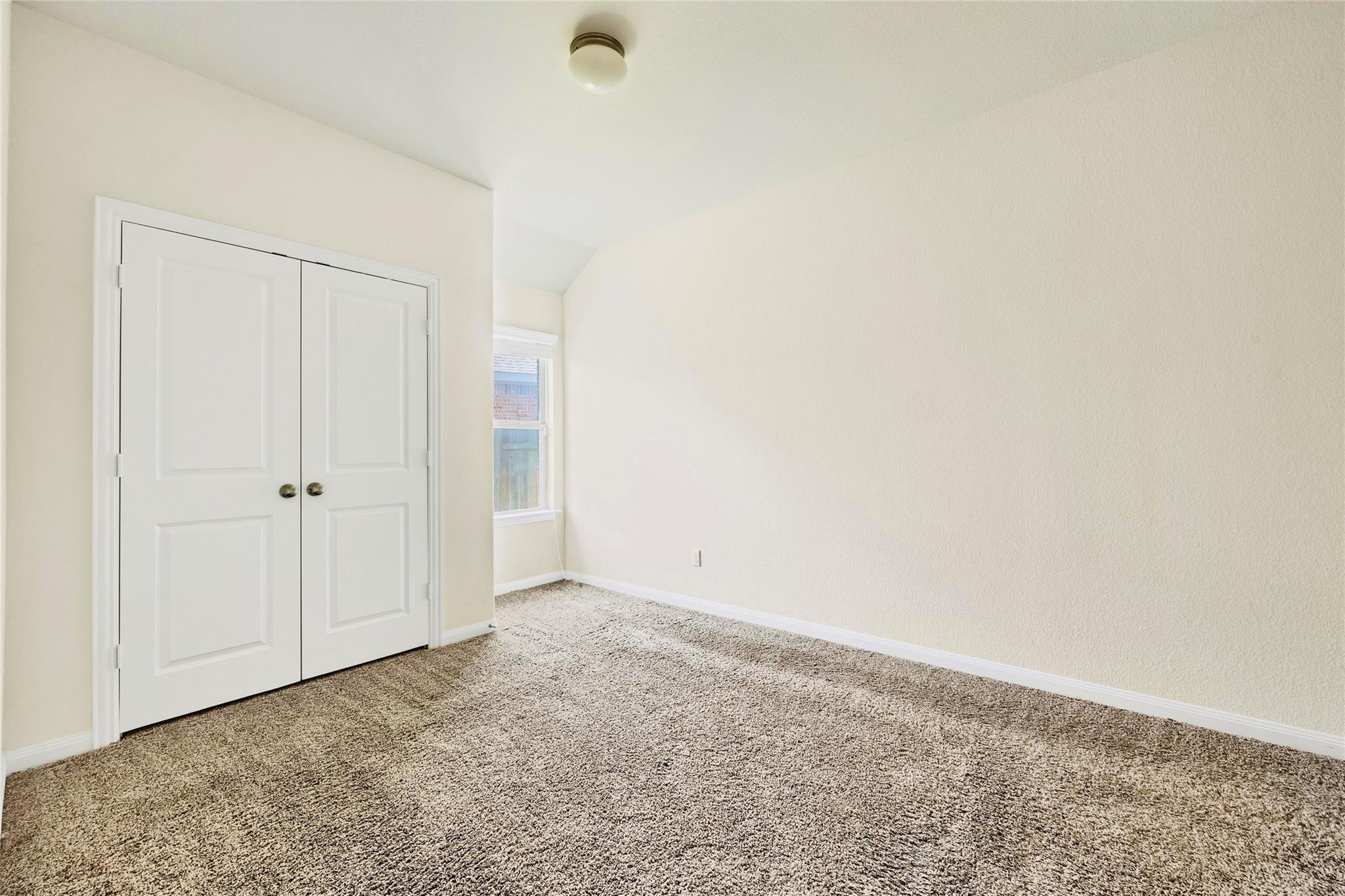 1005 Fountain Grass Way Property Photo 23