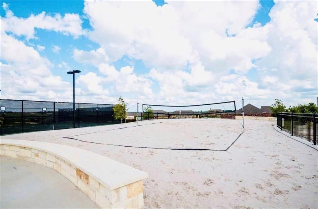 1005 Fountain Grass Way Property Photo 29
