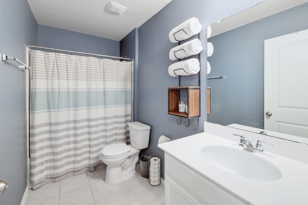 11912 Reindeer Dr Property Photo 25