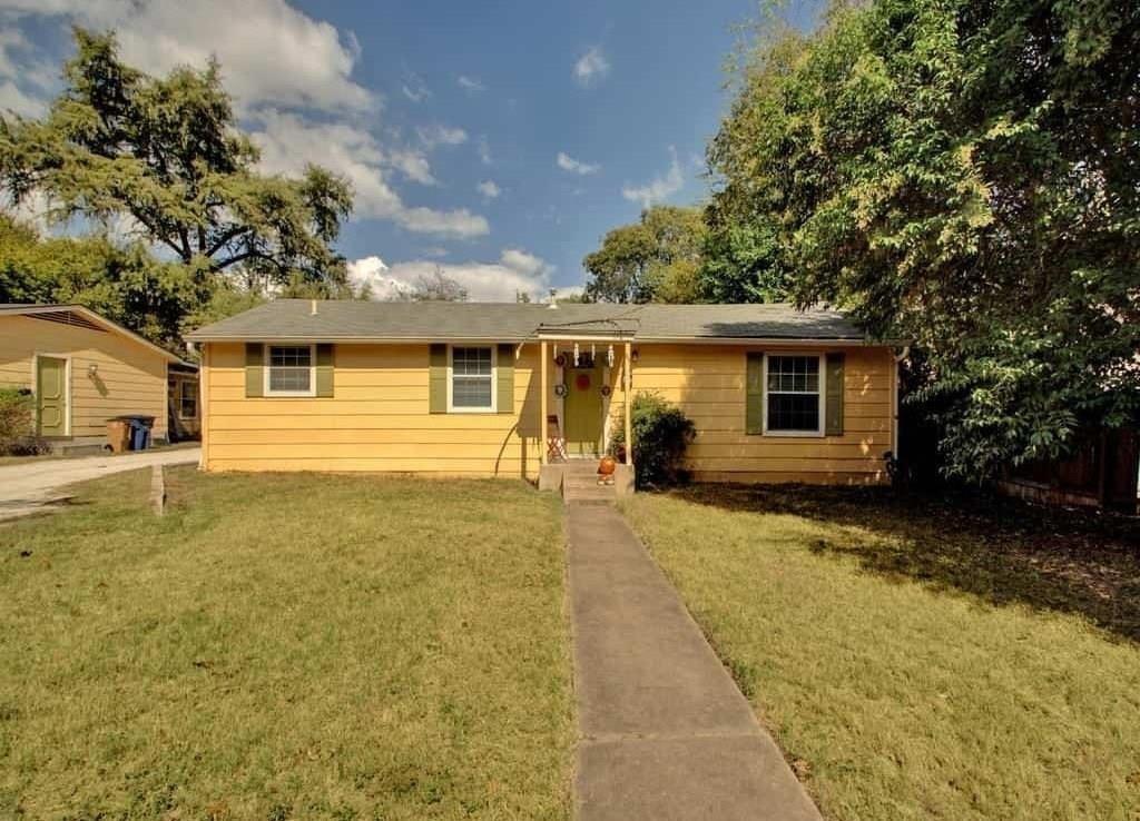 610 Genard St B Property Photo