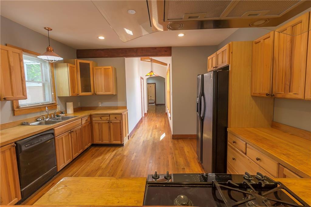 4517 Avenue F None Property Photo 5