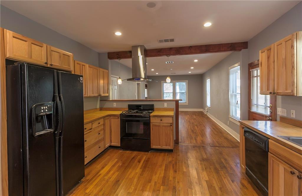 4517 Avenue F None Property Photo 6