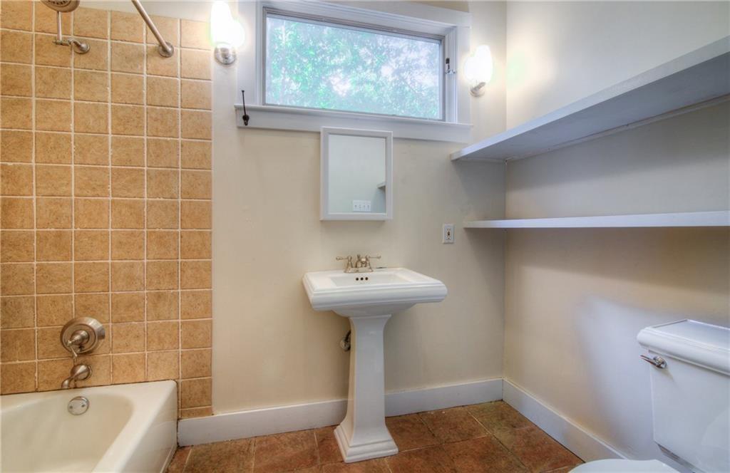 4517 Avenue F None Property Photo 14