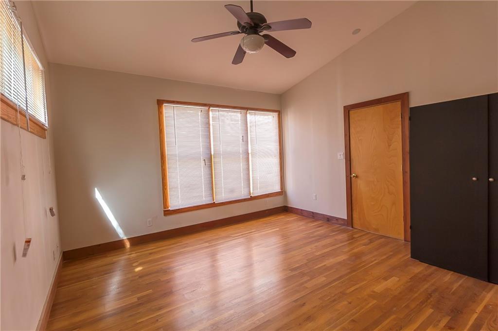 4517 Avenue F None Property Photo 17