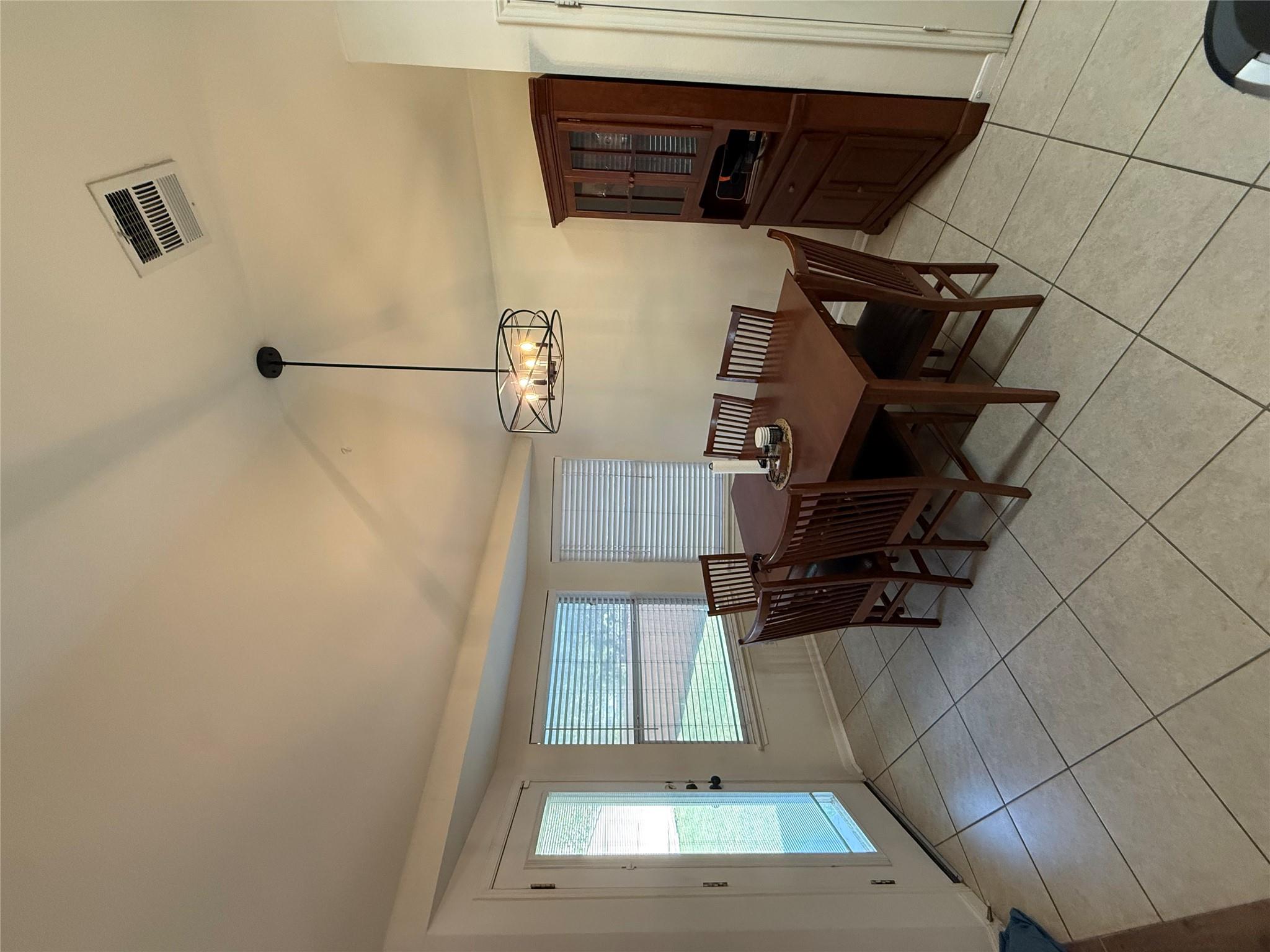 6007 Lone Star Ct Property Photo 5