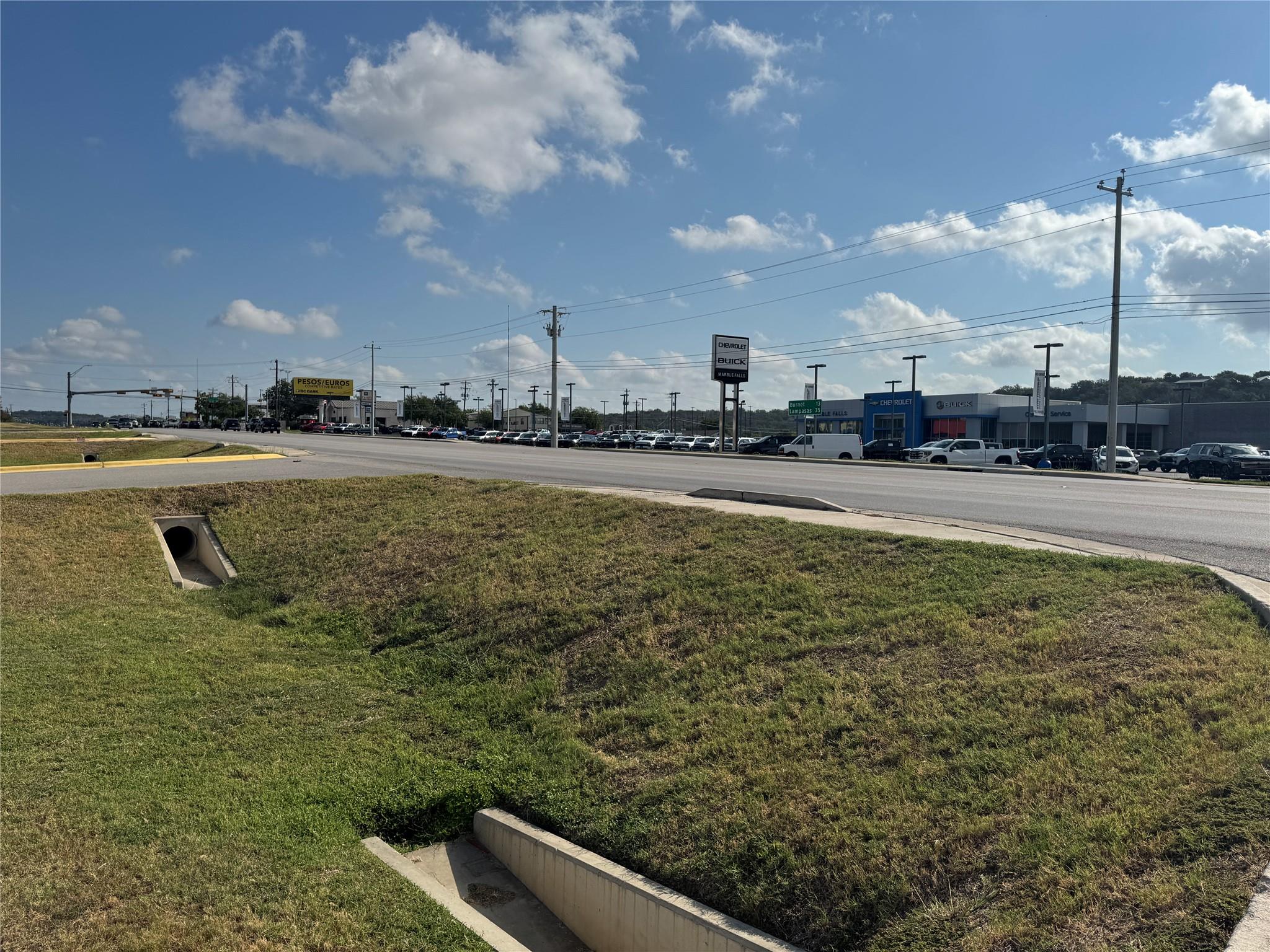 2202 - 2204 N Us Highway 281 Hwy N Property Photo 9