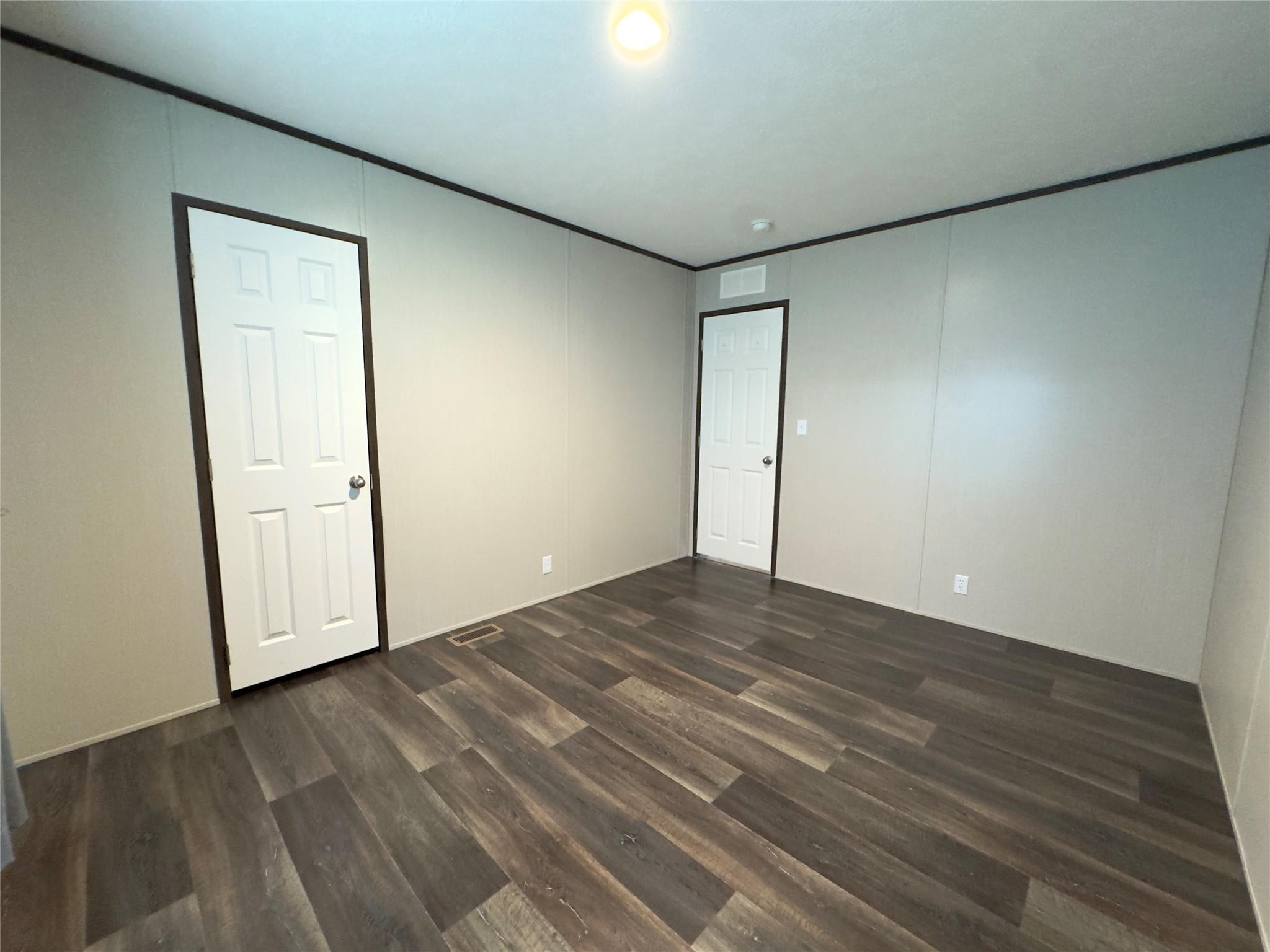 268 Flaming Oak Dr Property Photo 18