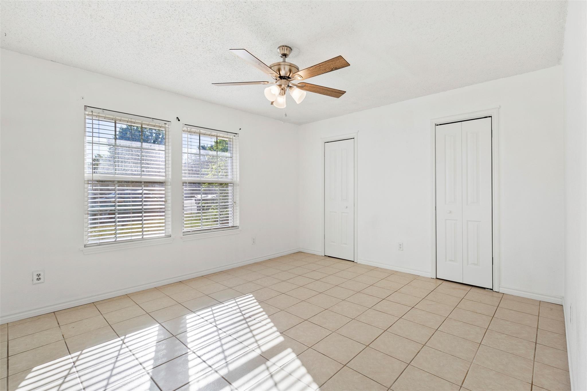 2210 Lasso Dr Property Photo 14