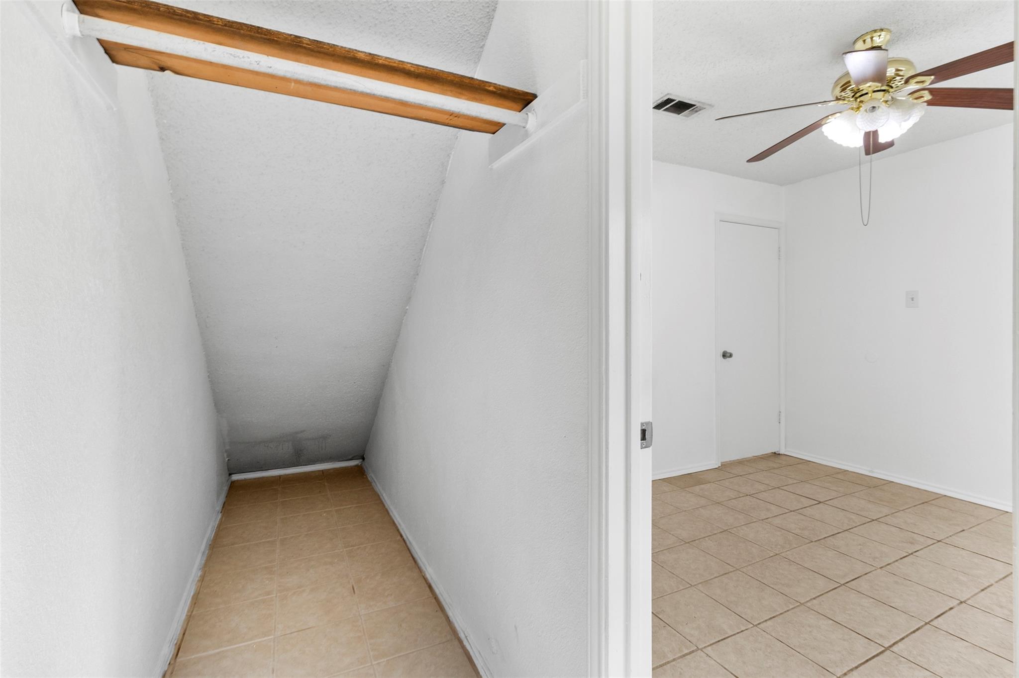 2210 Lasso Dr Property Photo 15