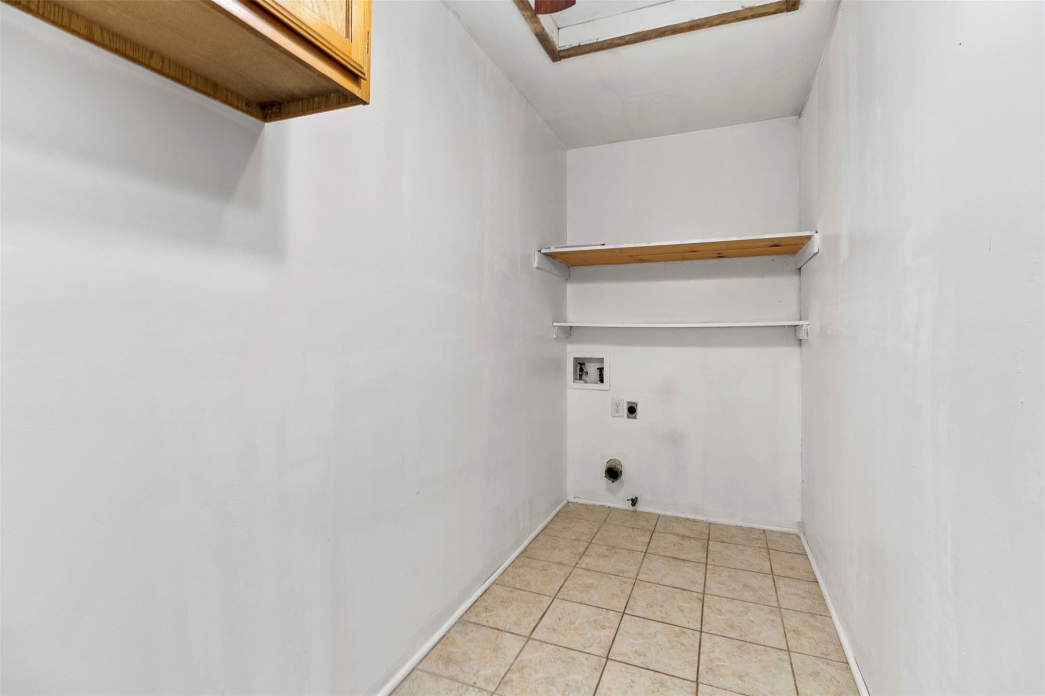 2210 Lasso Dr Property Photo 18