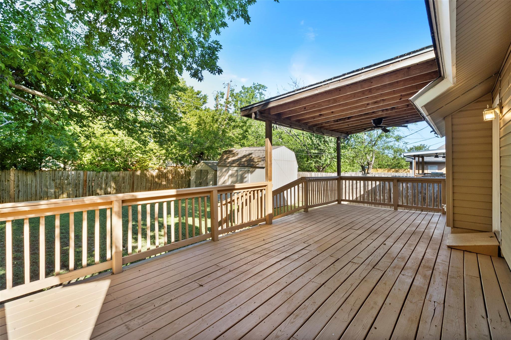 2210 Lasso Dr Property Photo 24