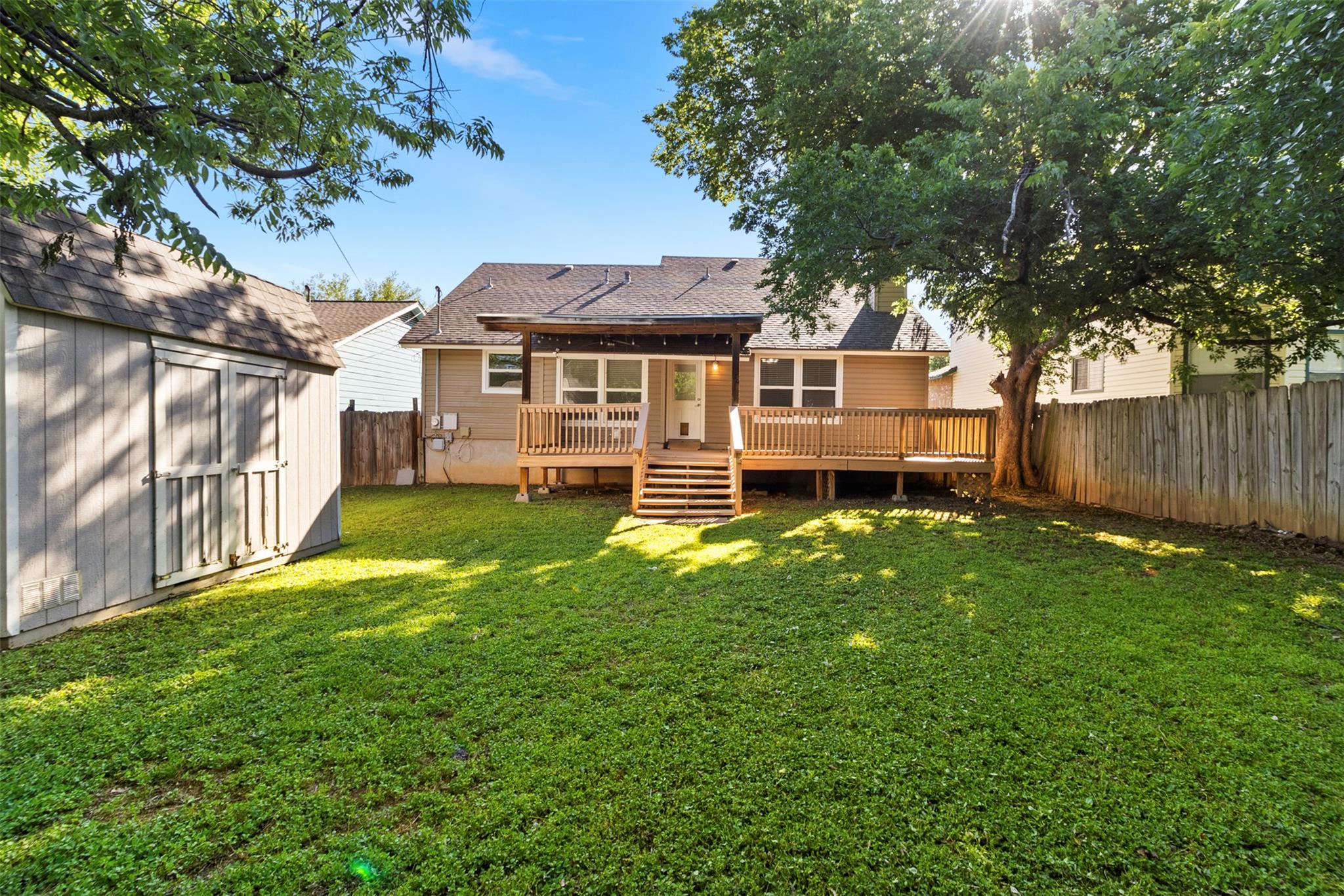 2210 Lasso Dr Property Photo 27