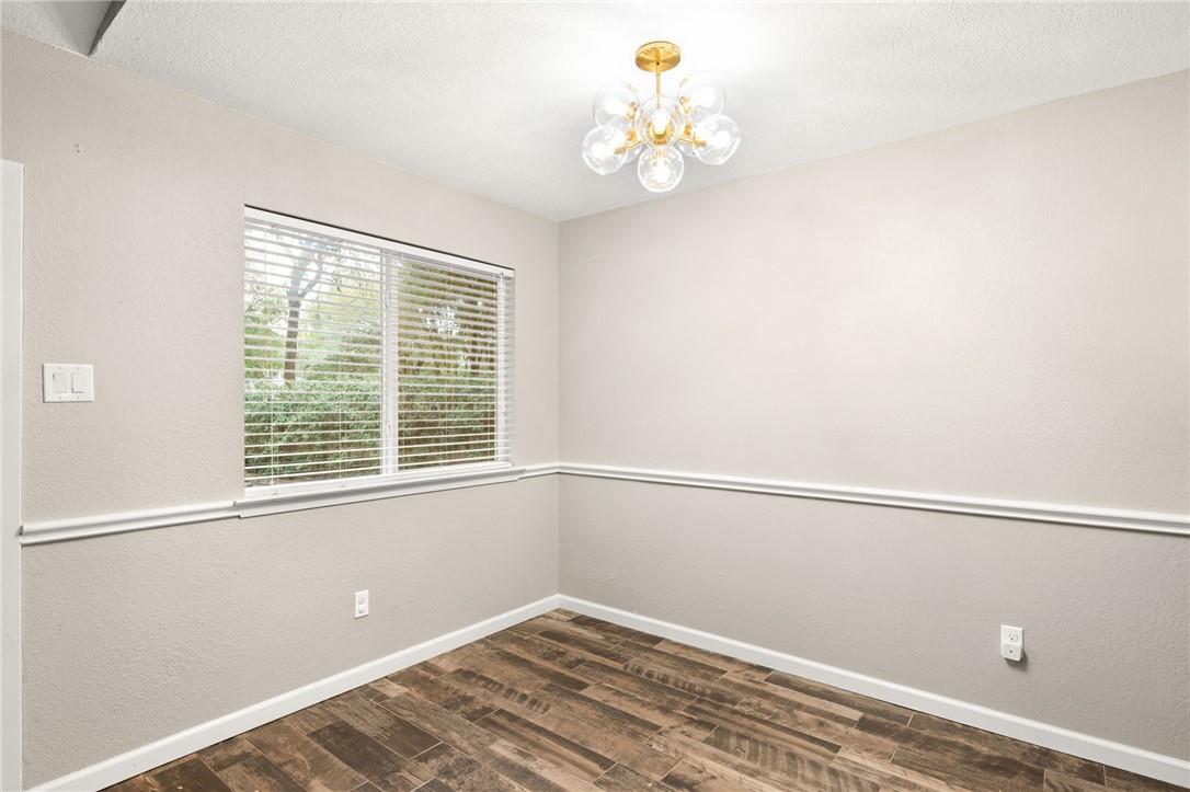 9708 Moorberry St Property Photo 8