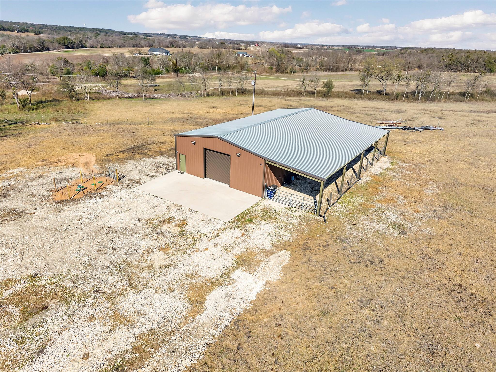779 County Road 329 Rd Property Photo 2