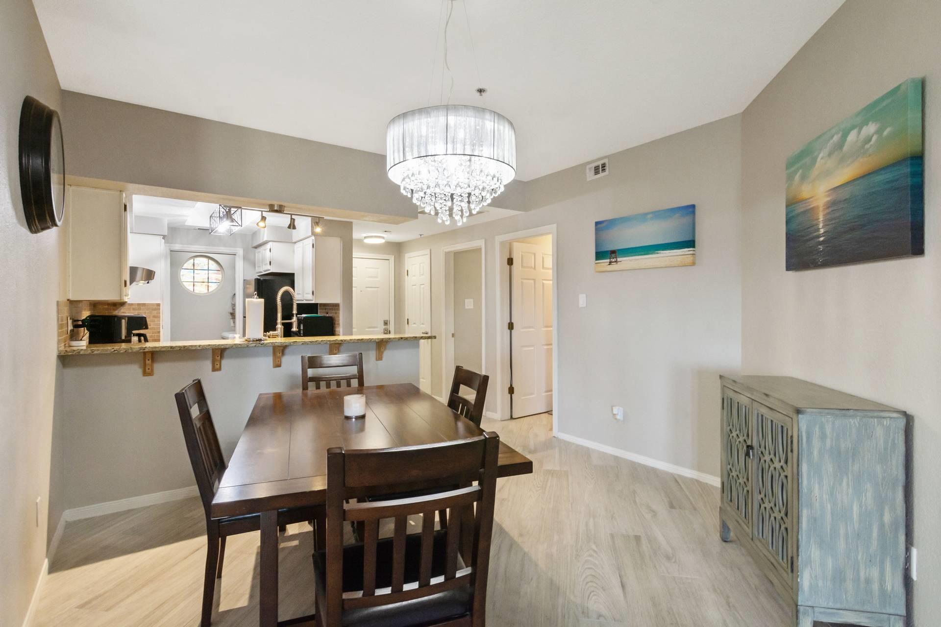 2010677 Property Photo 5