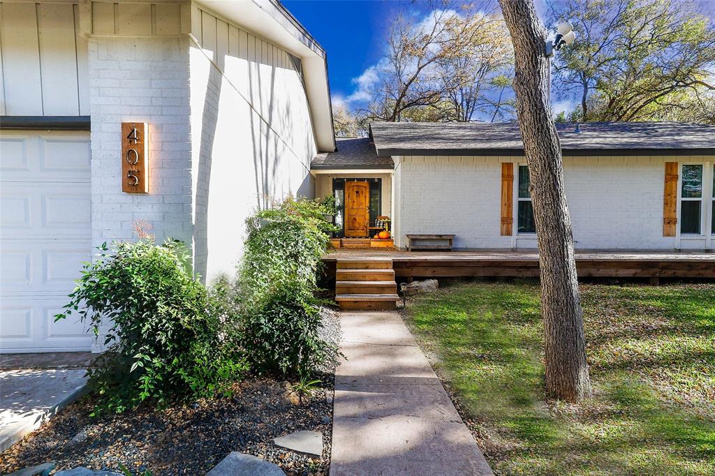 405 Deerfoot Cir Property Photo 1