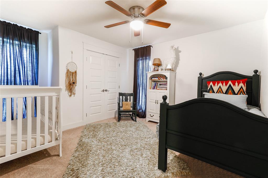 405 Deerfoot Cir Property Photo 8