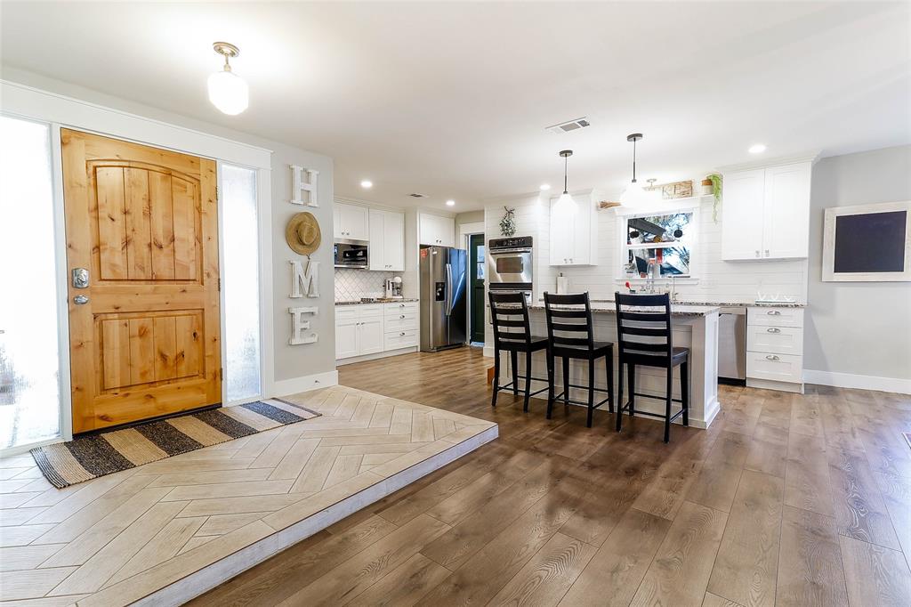 405 Deerfoot Cir Property Photo 13