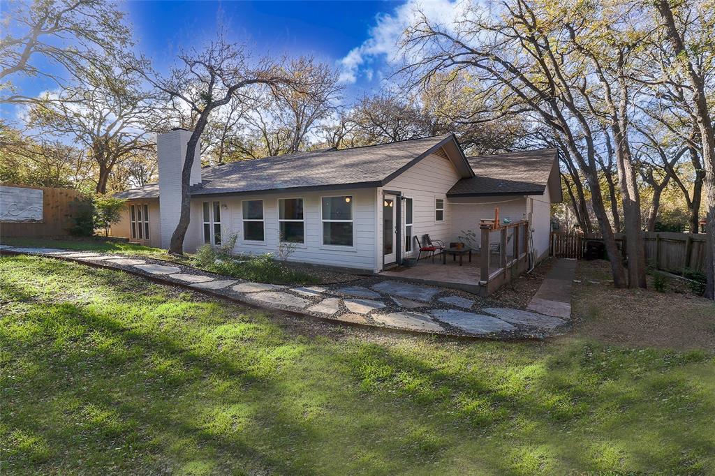 405 Deerfoot Cir Property Photo 17
