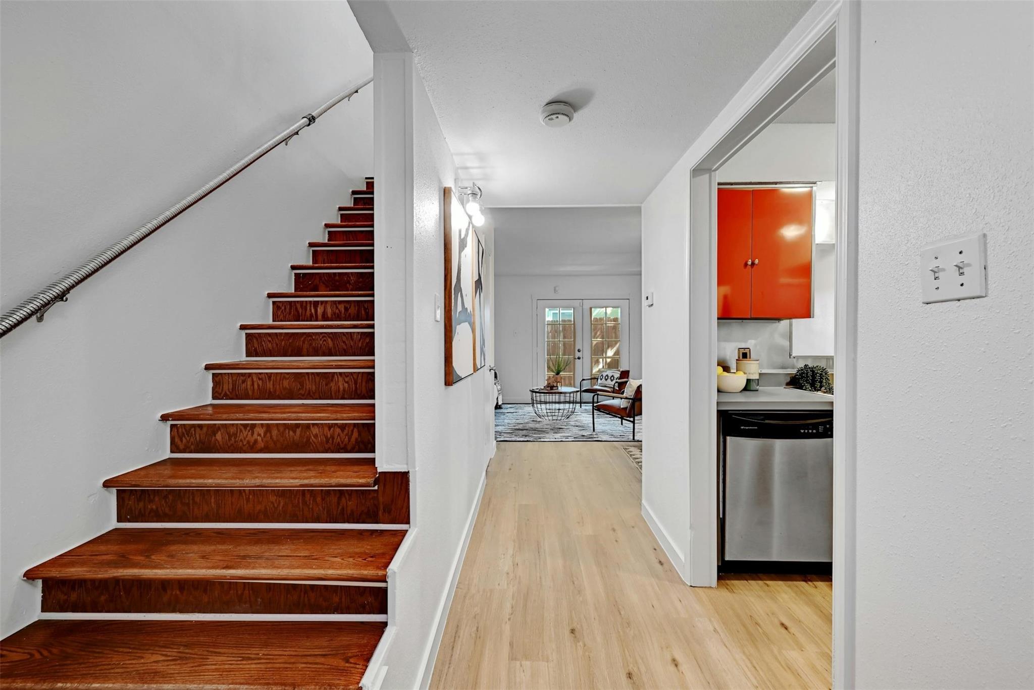 2122 Hancock Dr 119 Property Photo 2
