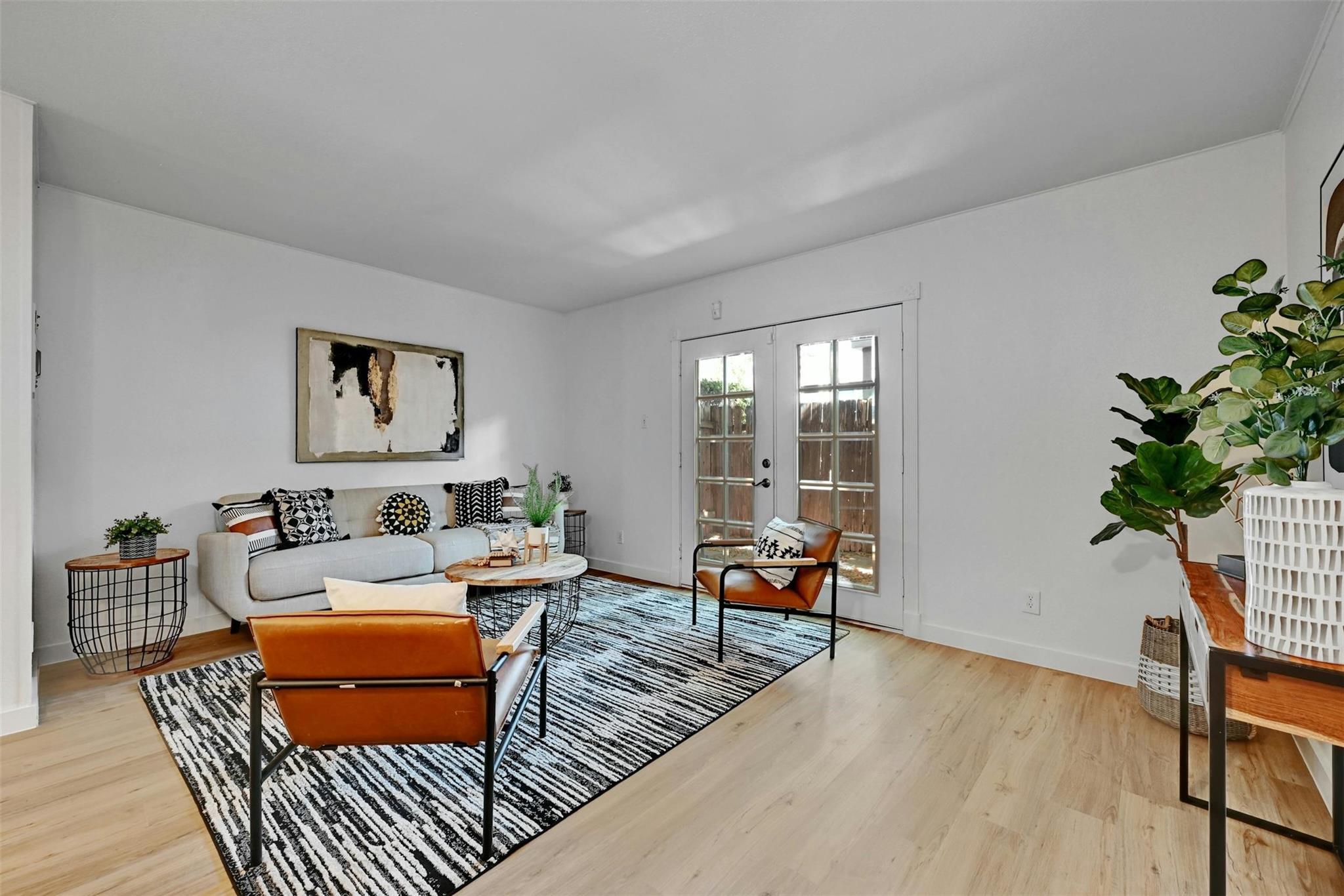 2122 Hancock Dr 119 Property Photo 25