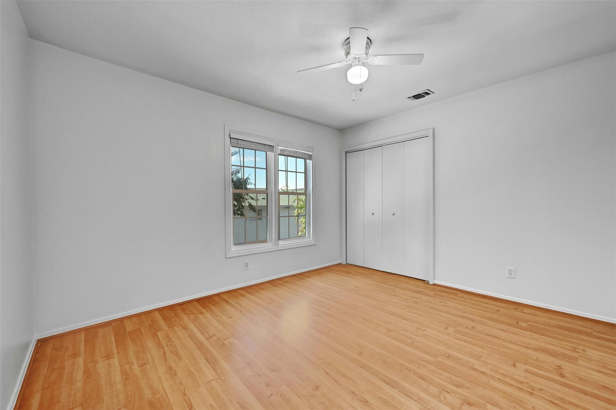 2122 Hancock Dr 119 Property Photo 29