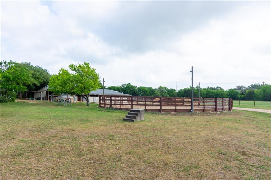 15000 Fitzhugh Rd Property Photo 16
