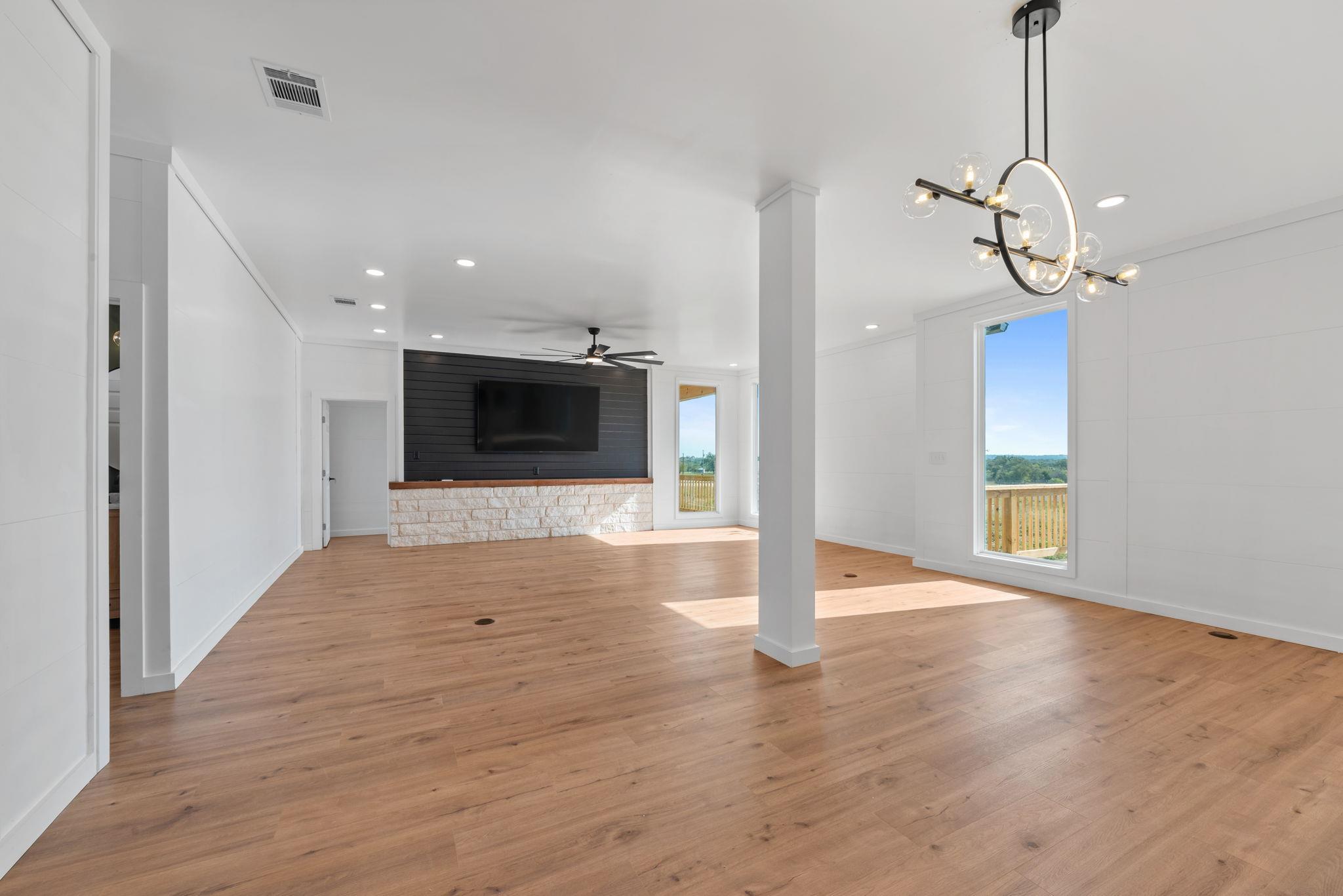 111 Starlight Path Path Property Photo 11