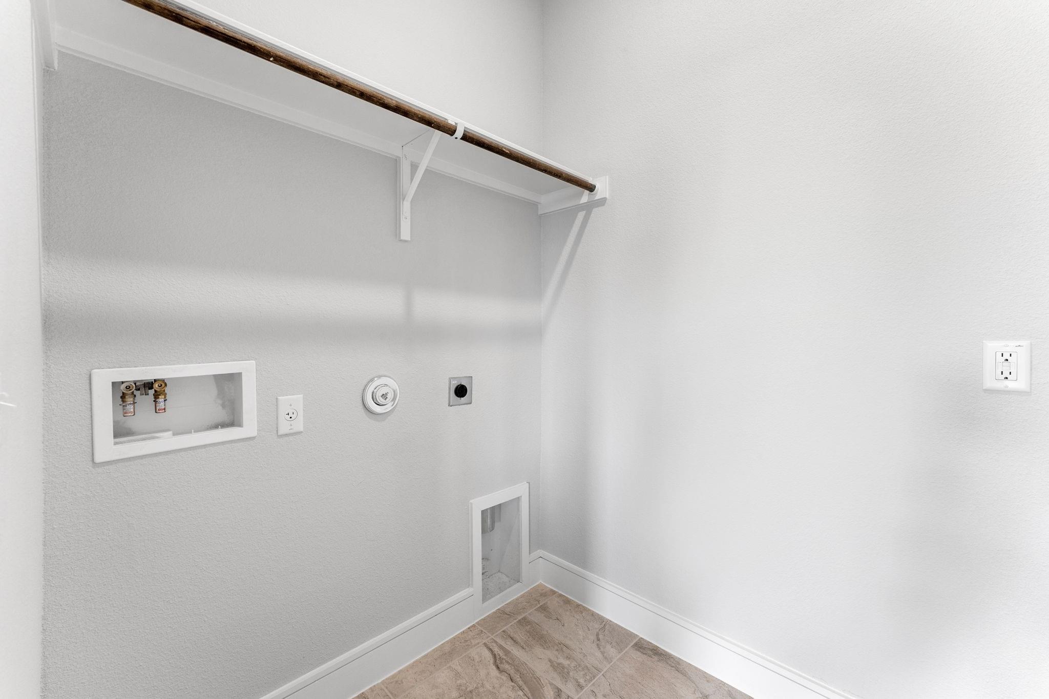 2301 Castillo Dr Property Photo 14