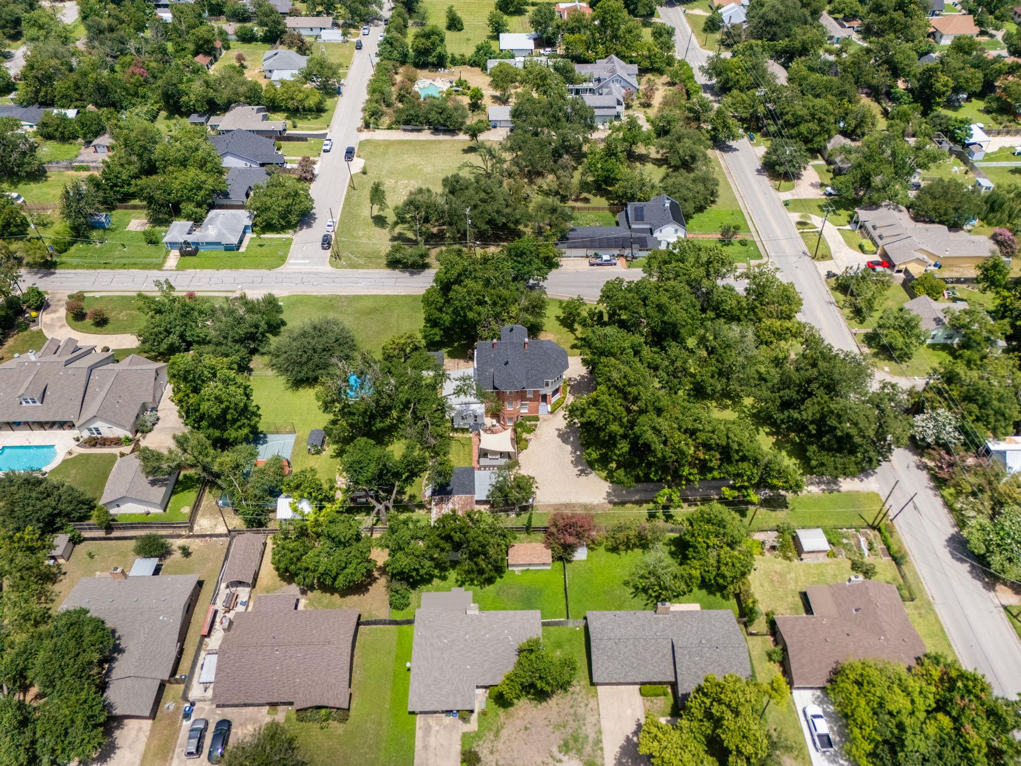 1220 W Lake Dr Property Photo 31