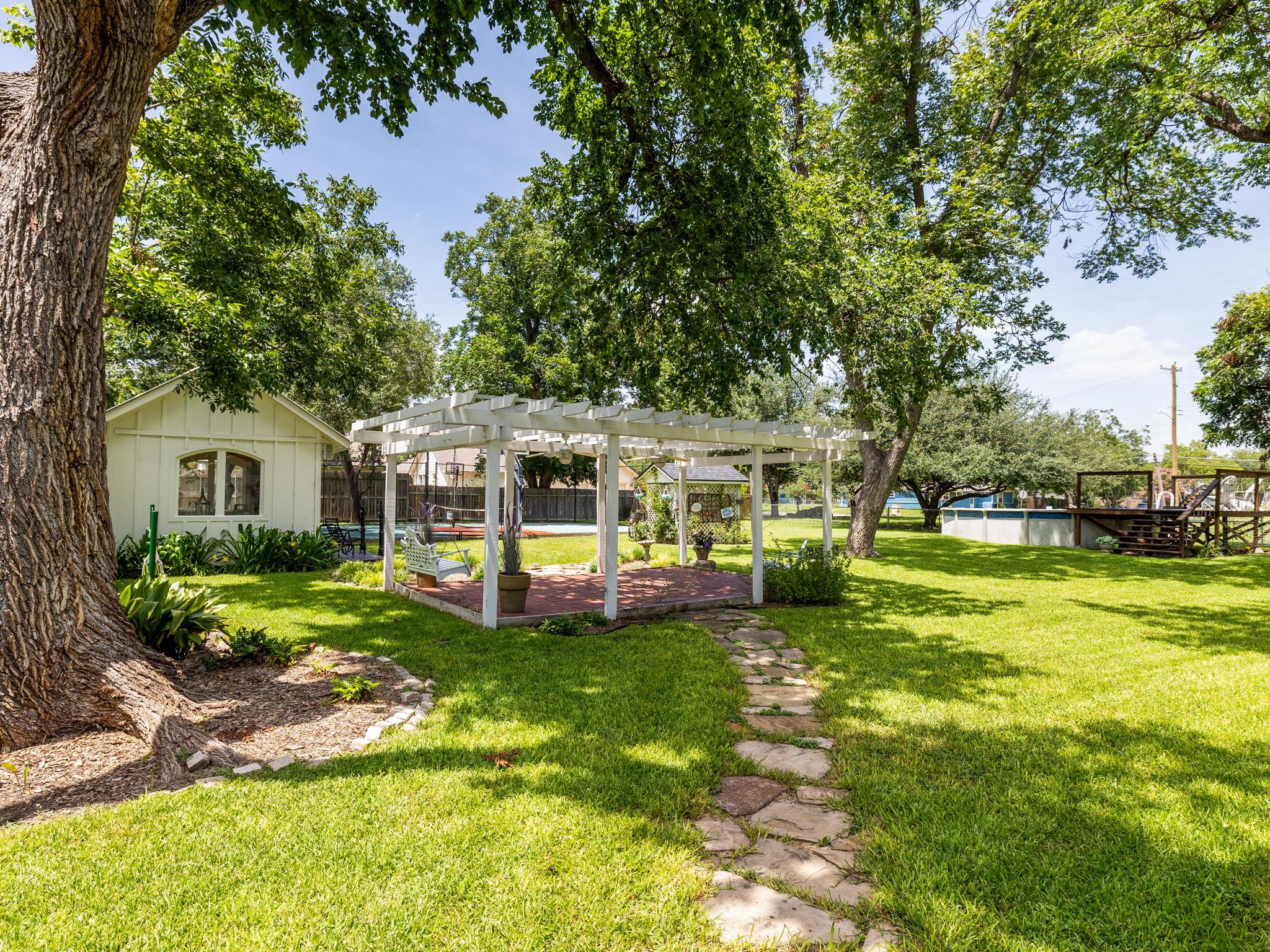1220 W Lake Dr Property Photo 33