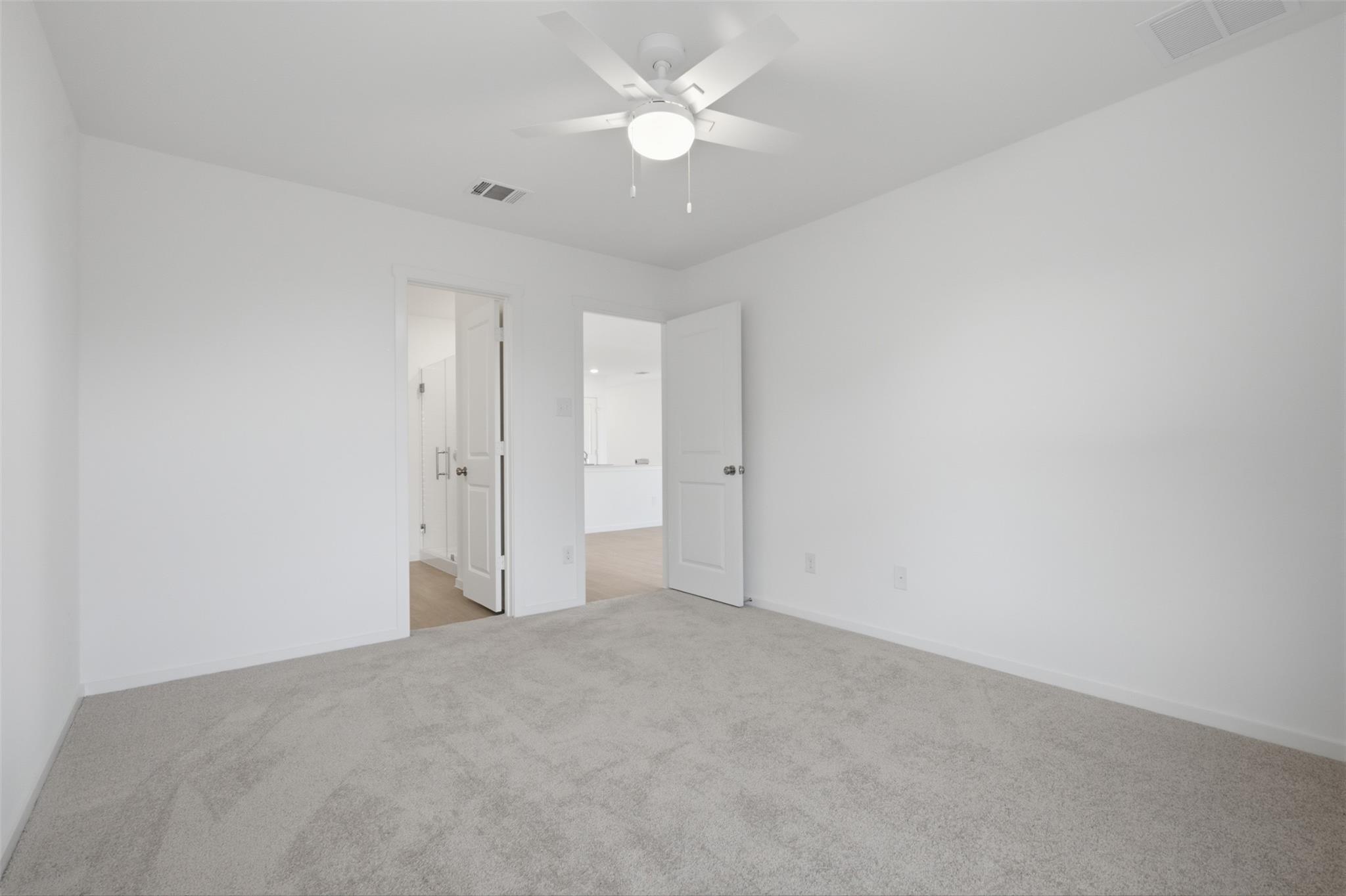 432 Jones Beach Ln Property Photo 8
