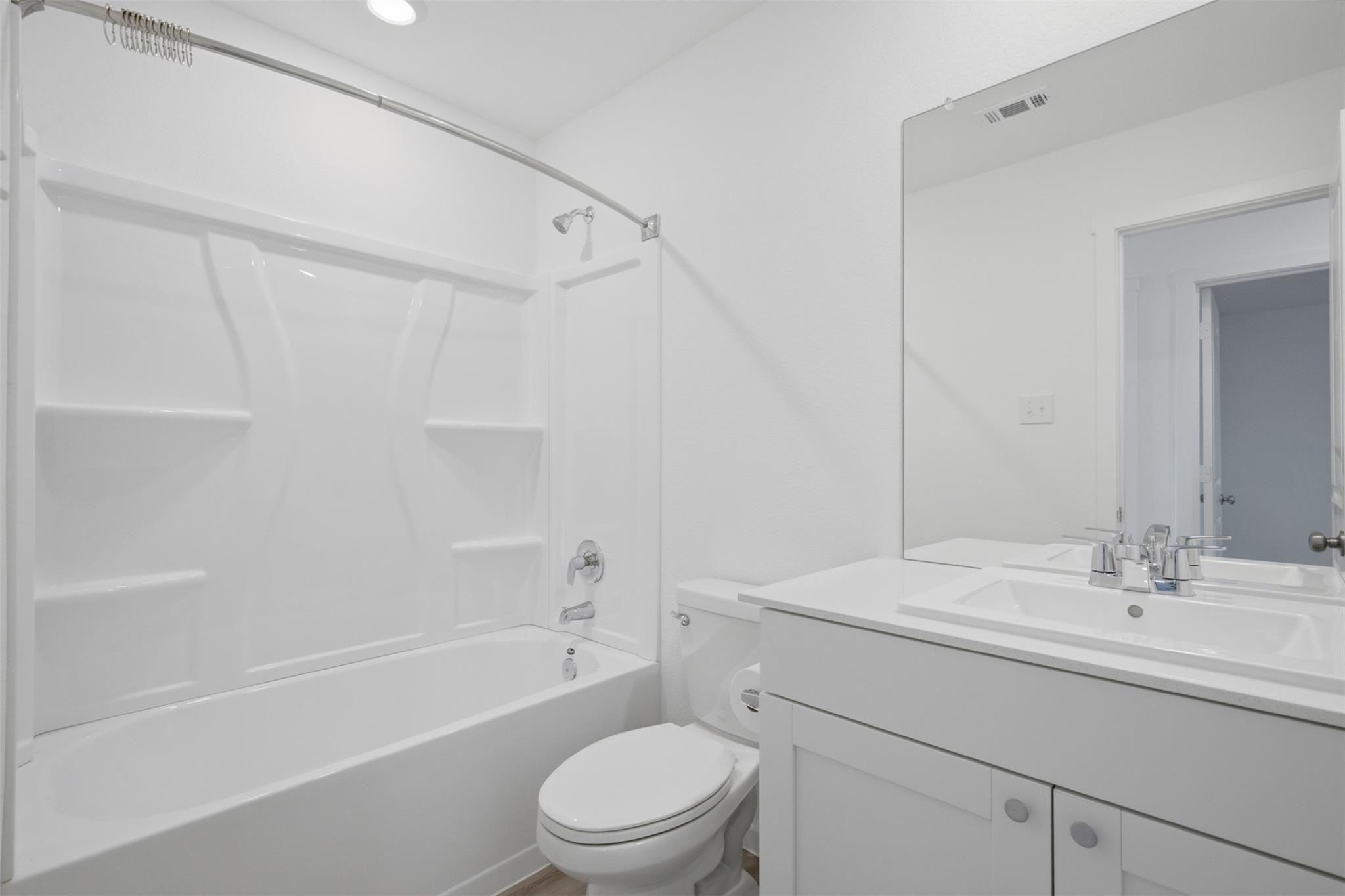 432 Jones Beach Ln Property Photo 10