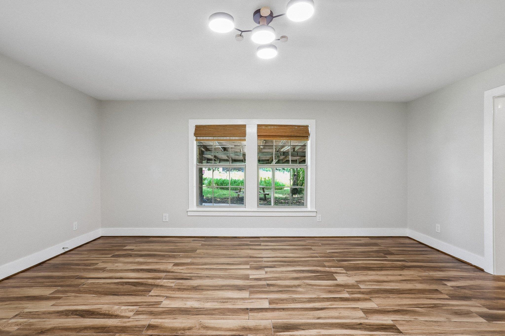2089 Fm 1704 None Property Photo 5