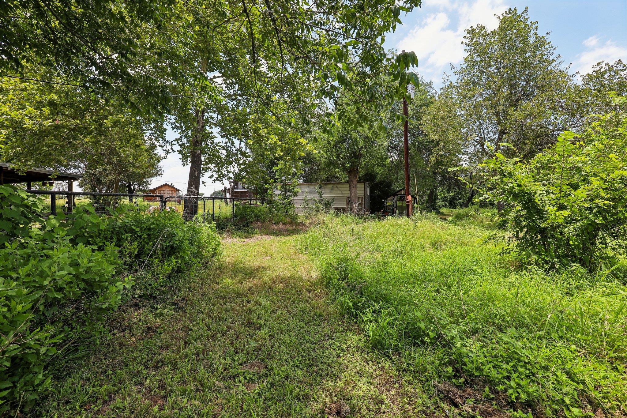 2089 Fm 1704 None Property Photo 25